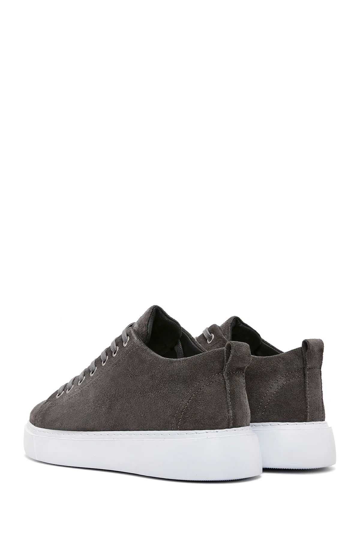 Erkek Gri Bağcıklı Süet Deri Sneaker - Image 5