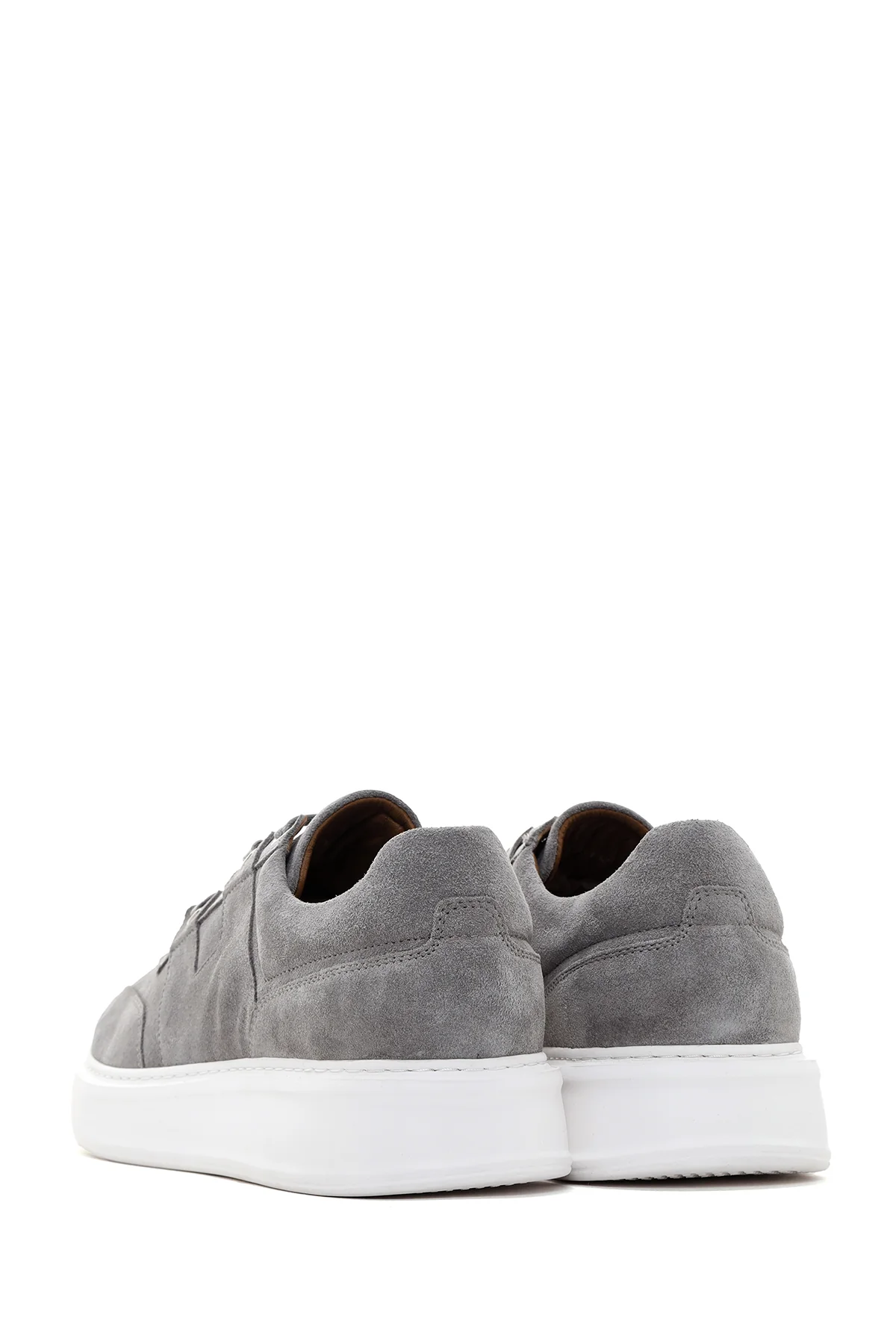 Erkek Gri Kalın Tabanlı Bağcıklı Süet Deri Sneaker - Image 5