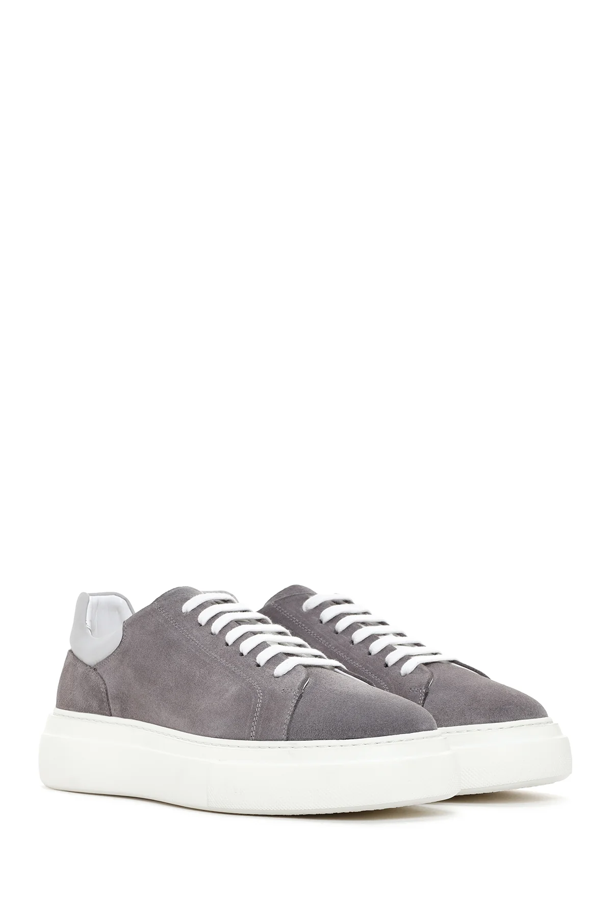Erkek Gri Kalın Tabanlı Süet Deri Sneaker - Image 3