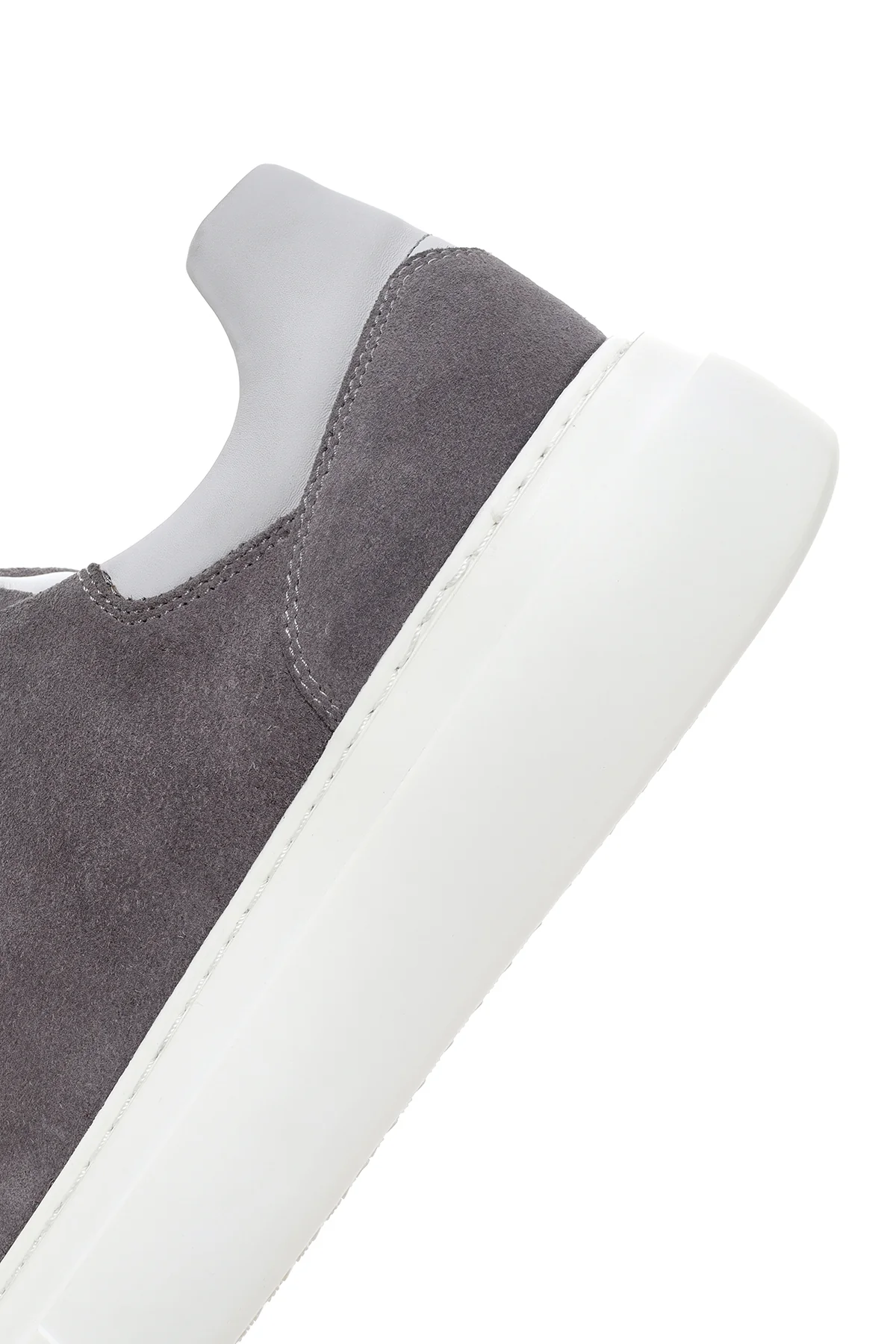 Erkek Gri Kalın Tabanlı Süet Deri Sneaker - Image 7