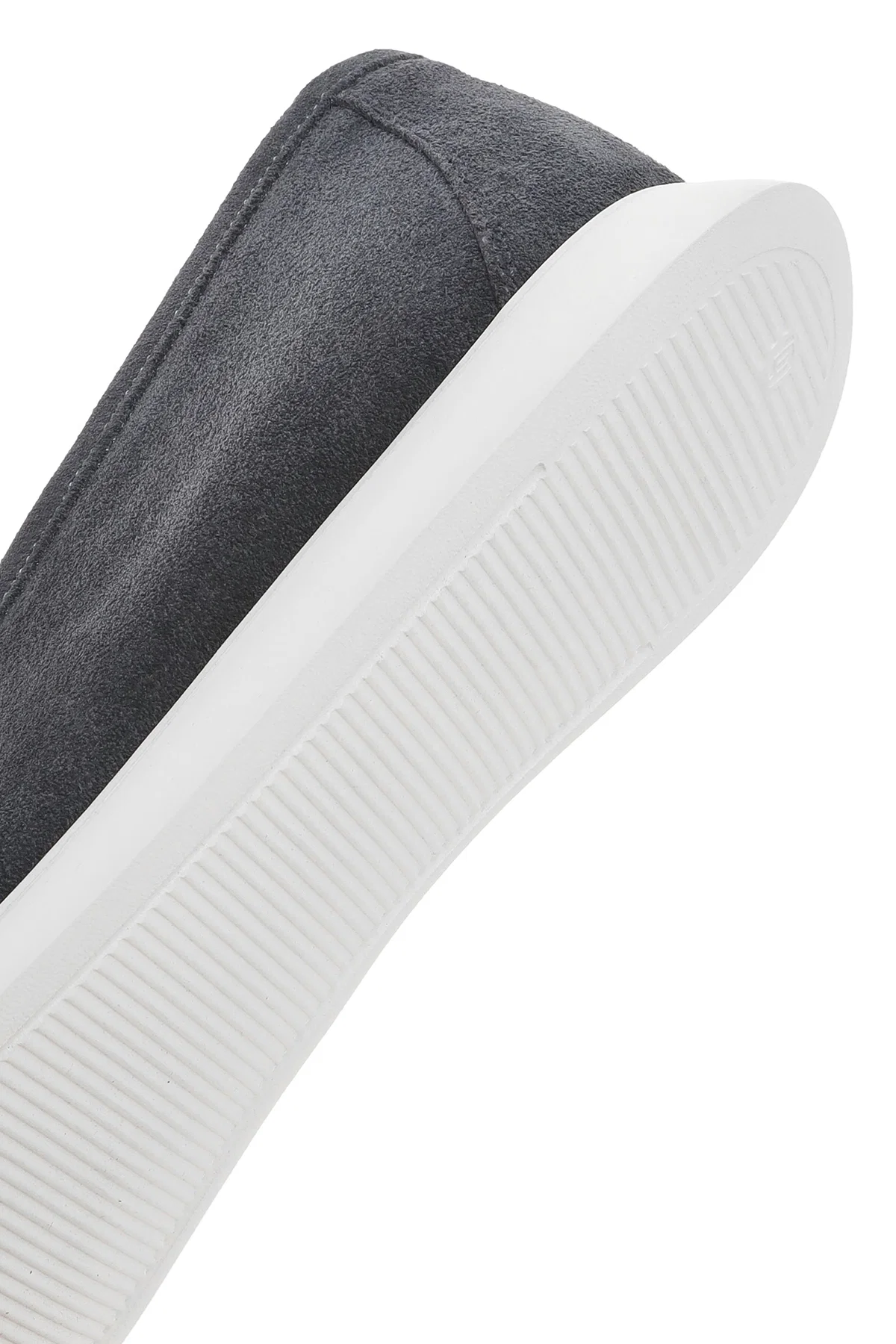 Erkek Gri Püsküllü Süet Deri Casual Loafer - Image 8