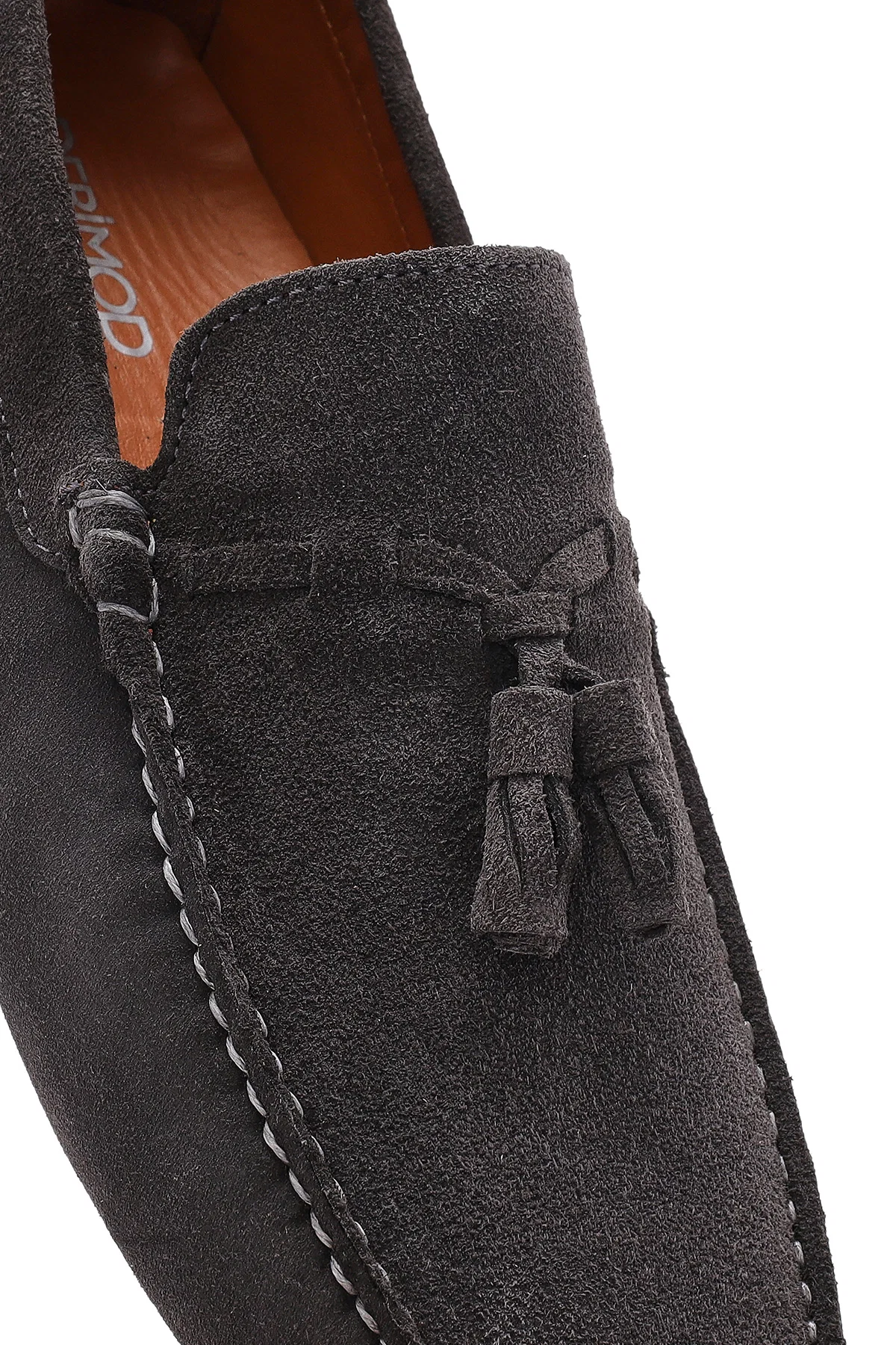 Erkek Gri Püsküllü Süet Deri Loafer - Image 10