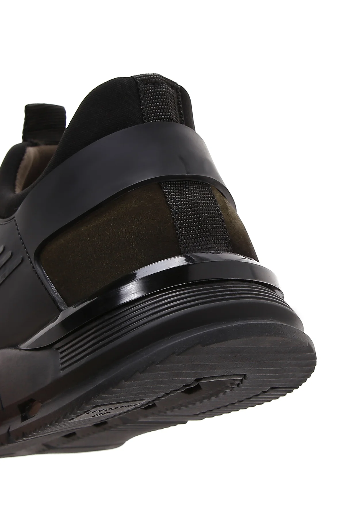 Erkek Haki Nubuk Deri Detaylı Sneaker - Image 9