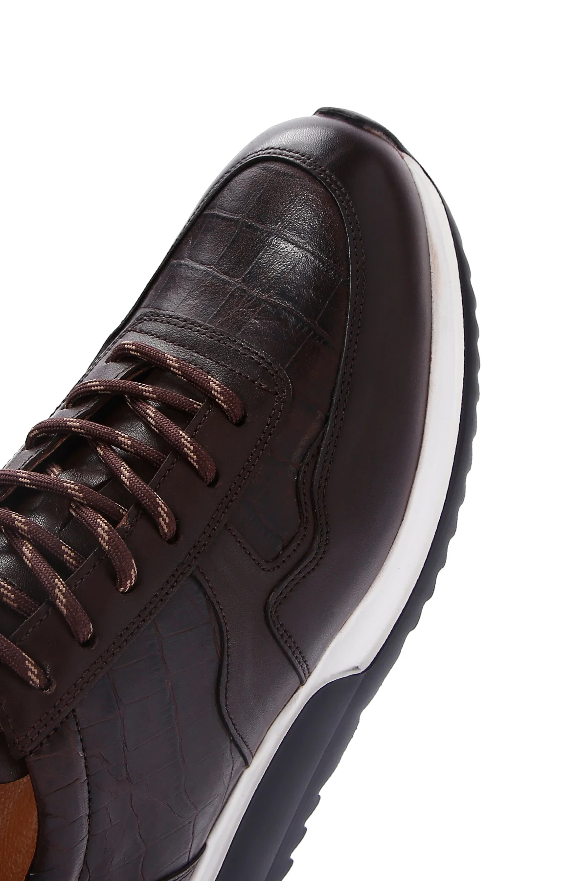 Erkek Kahverengi Bağcıklı Deri Casual Sneaker - Image 9