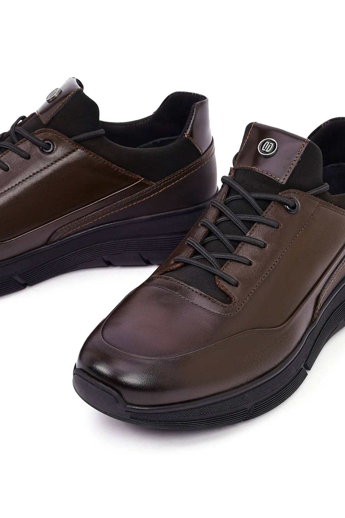 Erkek Kahverengi Bağcıklı Deri Casual Sneaker - Image 12