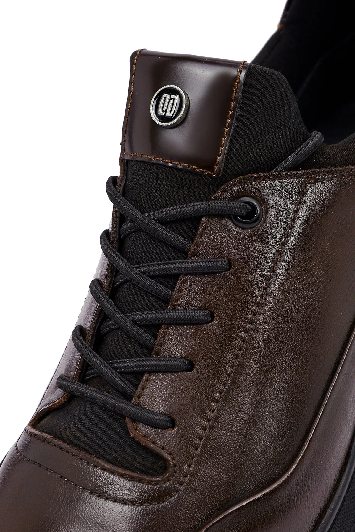 Erkek Kahverengi Bağcıklı Deri Casual Sneaker - Image 9