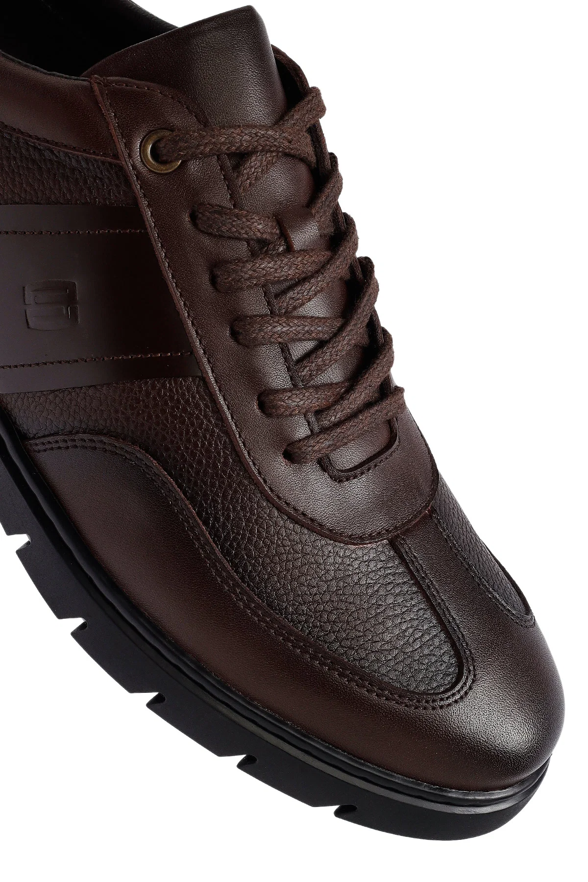 Erkek Kahverengi Bağcıklı Deri Casual Sneaker - Image 9