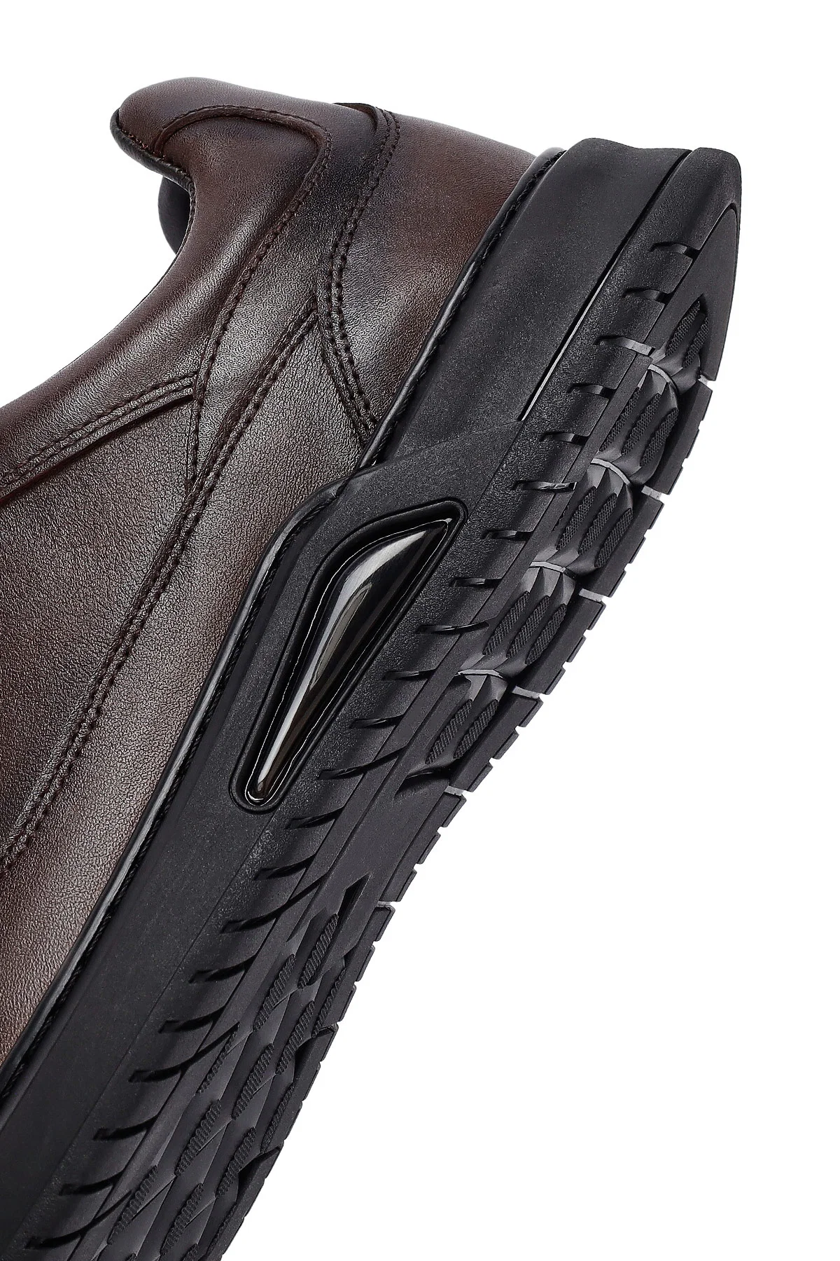 Erkek Kahverengi Bağcıklı Deri Casual Sneaker - Image 8