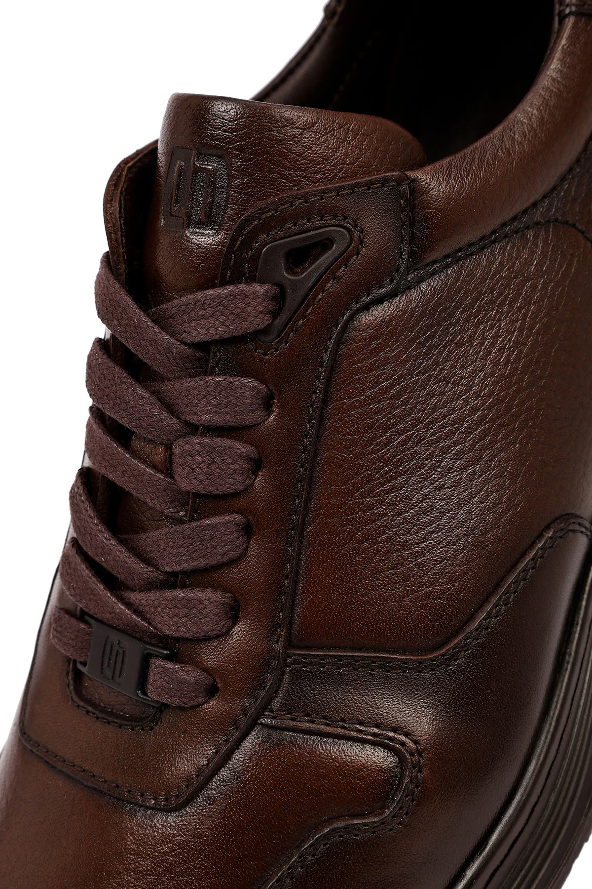 Erkek Kahverengi Bağcıklı Deri Casual Sneaker - Image 10