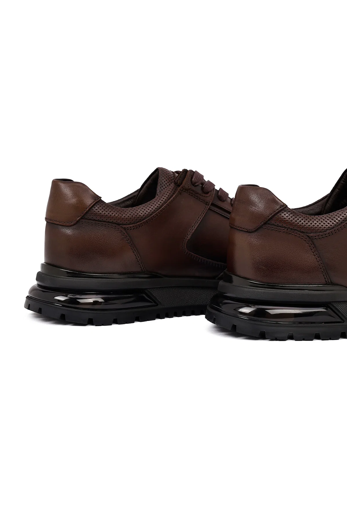 Erkek Kahverengi Bağcıklı Deri Casual Sneaker - Image 10