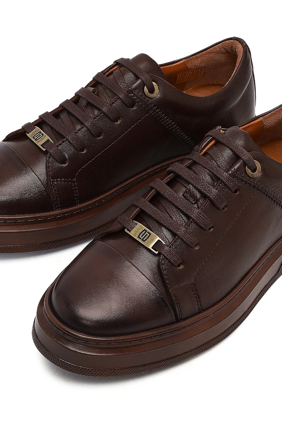 Erkek Kahverengi Bağcıklı Deri Sneaker - Image 10