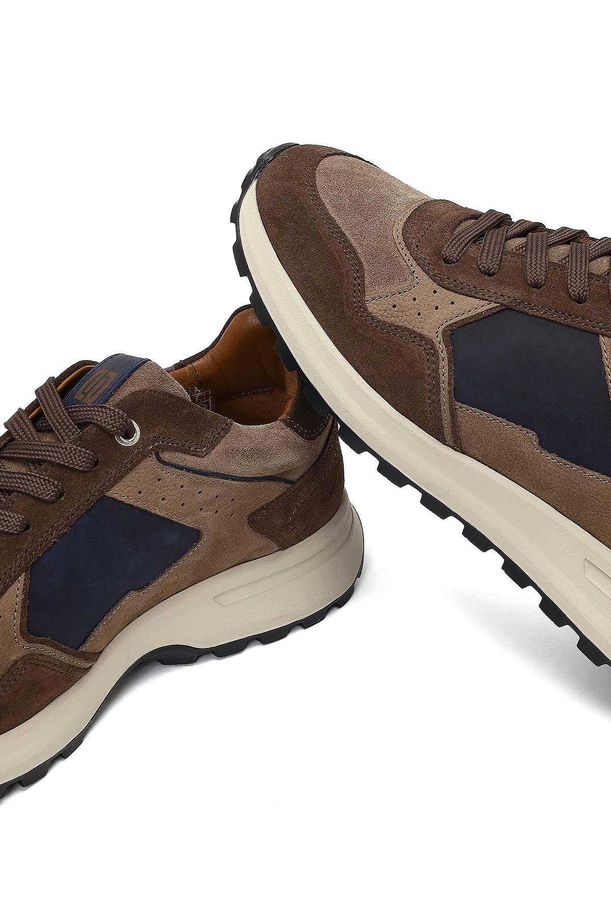 Erkek Kahverengi Bağcıklı Deri Sneaker - Image 10