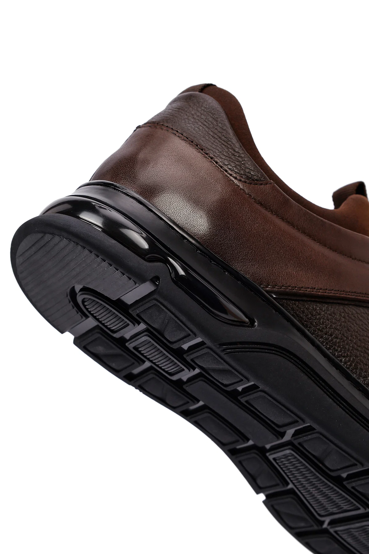 Erkek Kahverengi Bağcıklı Kalın Tabanlı Deri Casual Sneaker - Image 10