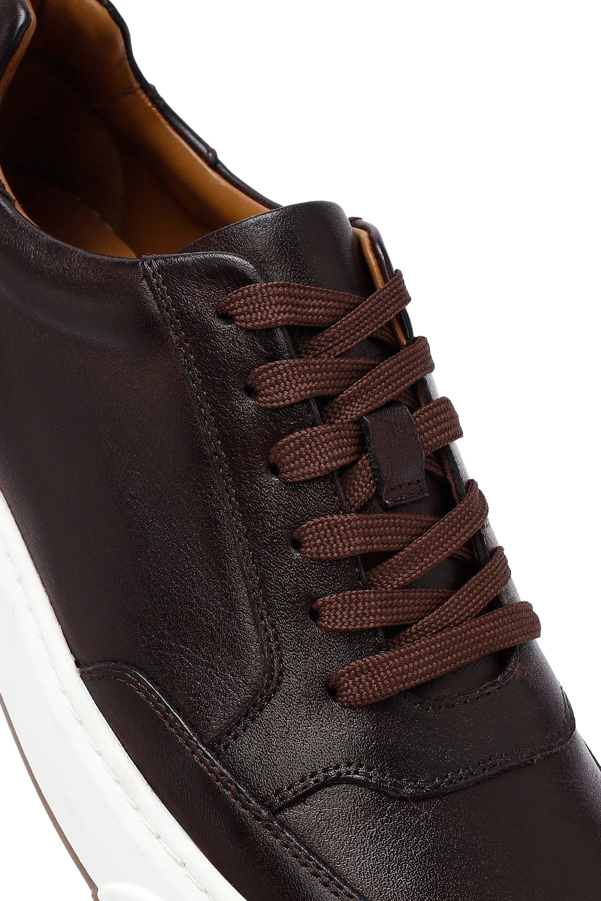 Erkek Kahverengi Bağcıklı Kalın Tabanlı Deri Sneaker - Image 9