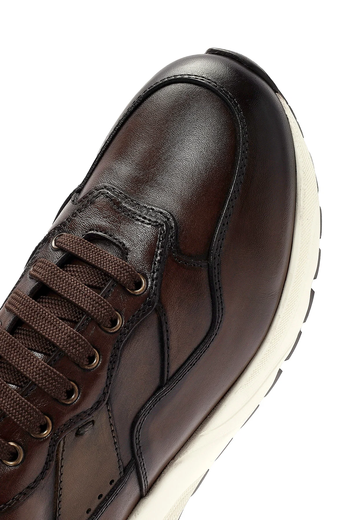 Erkek Kahverengi Kalın Tabanlı Bağcıklı Deri Sneaker - Image 10