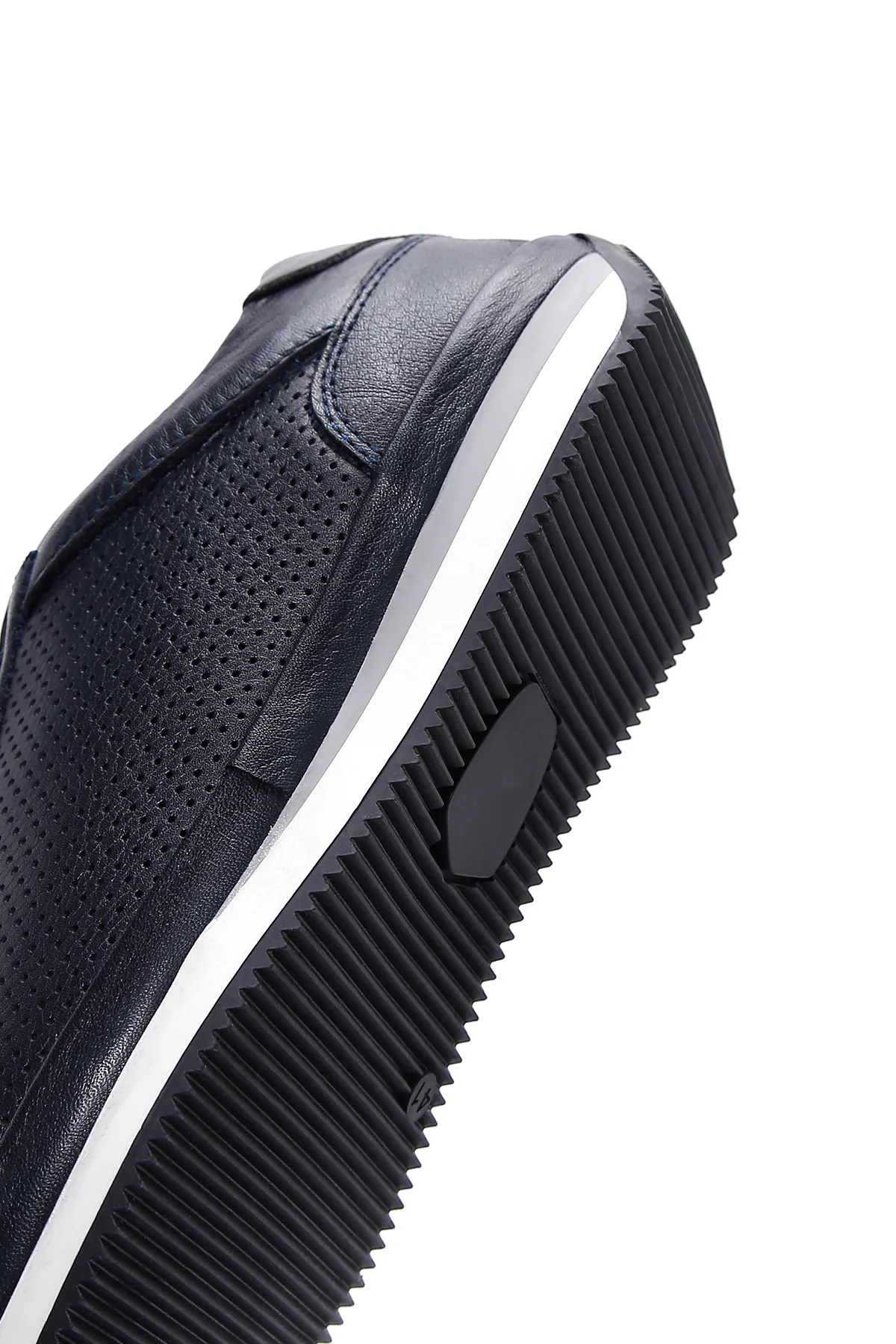 Erkek Lacivert Bağcıklı Deri Casual Sneaker - Image 7