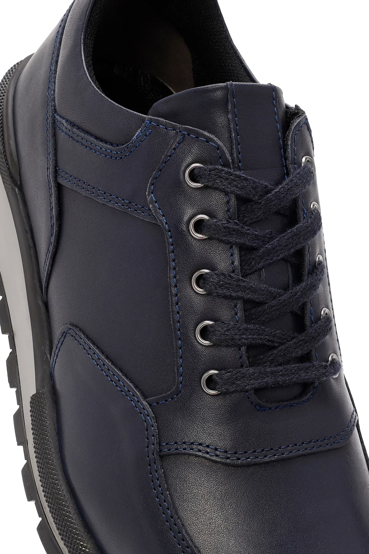 Erkek Lacivert Bağcıklı Deri Casual Sneaker - Image 9