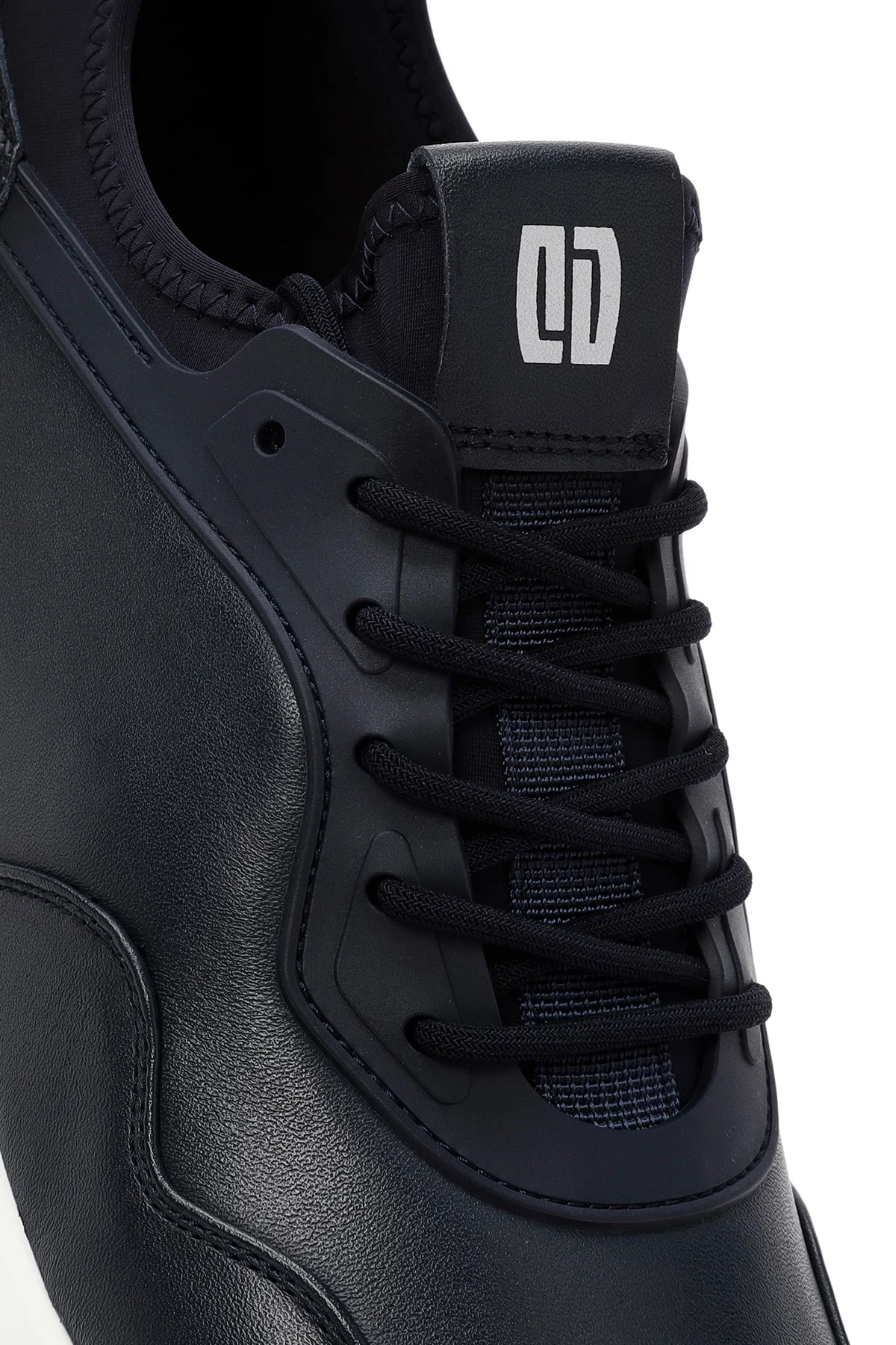 Erkek Lacivert Bağcıklı Deri Casual Sneaker - Image 10