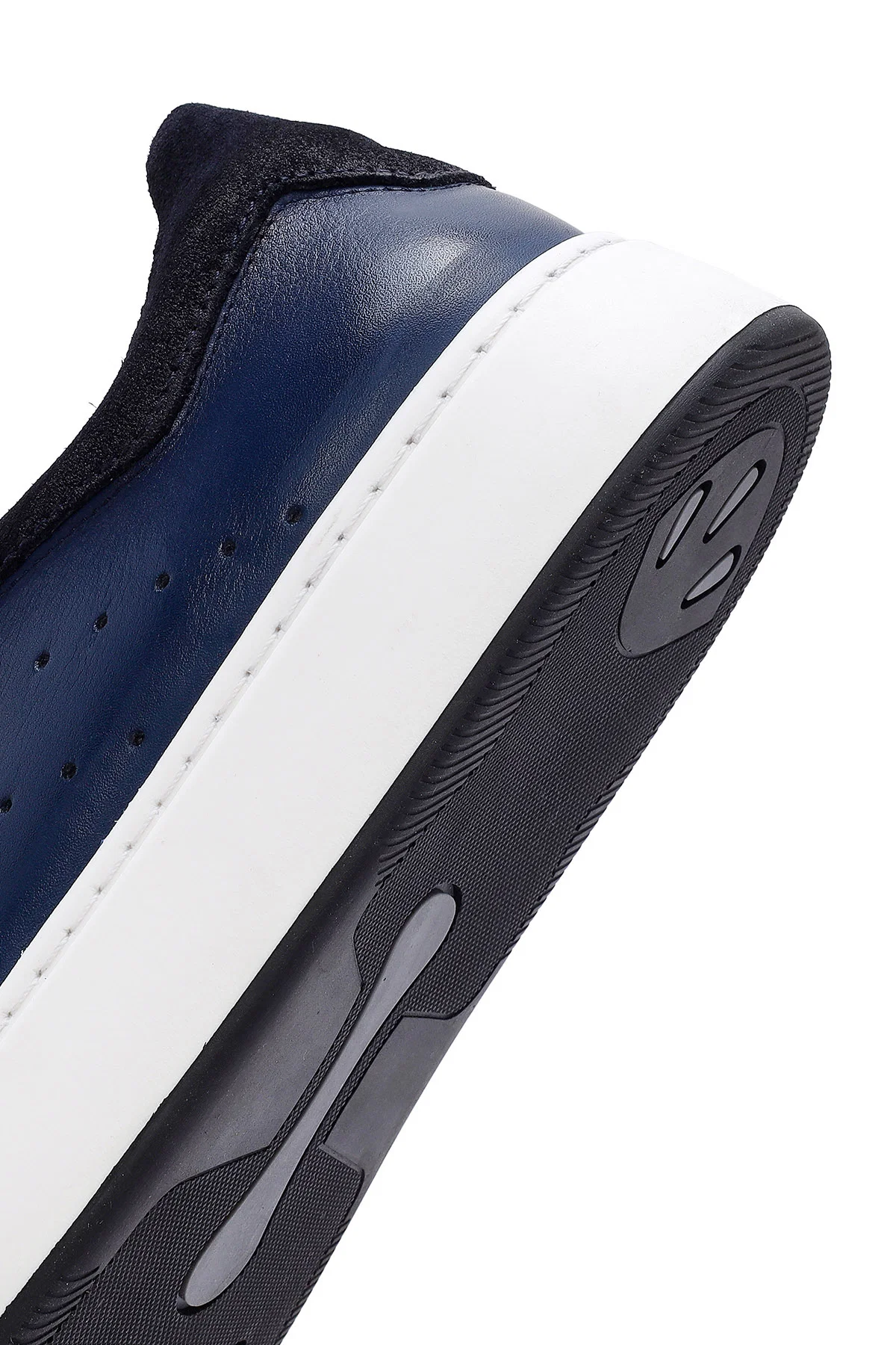 Erkek Lacivert Bağcıklı Deri Sneaker - Image 8