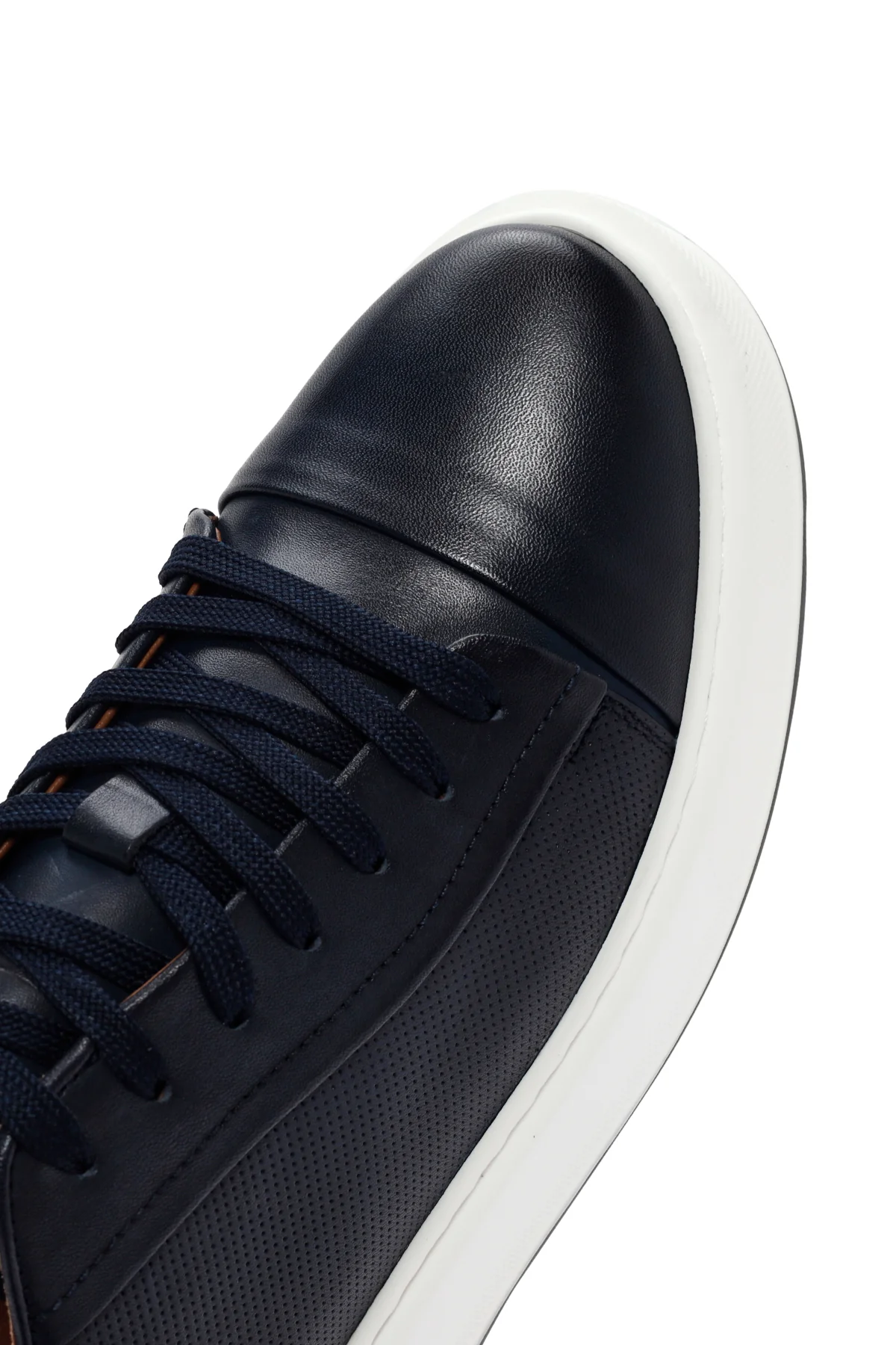 Erkek Lacivert Bağcıklı Kalın Tabanlı Deri Sneaker - Image 10