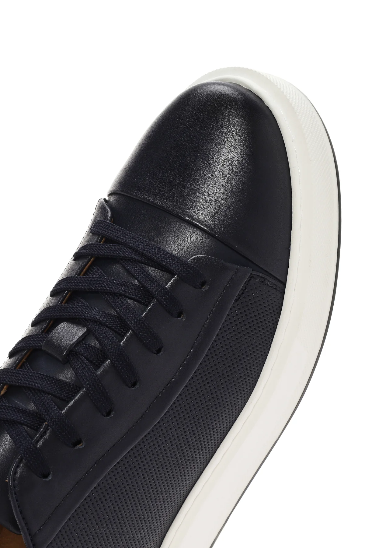 Erkek Lacivert Bağcıklı Kalın Tabanlı Deri Sneaker - Image 9