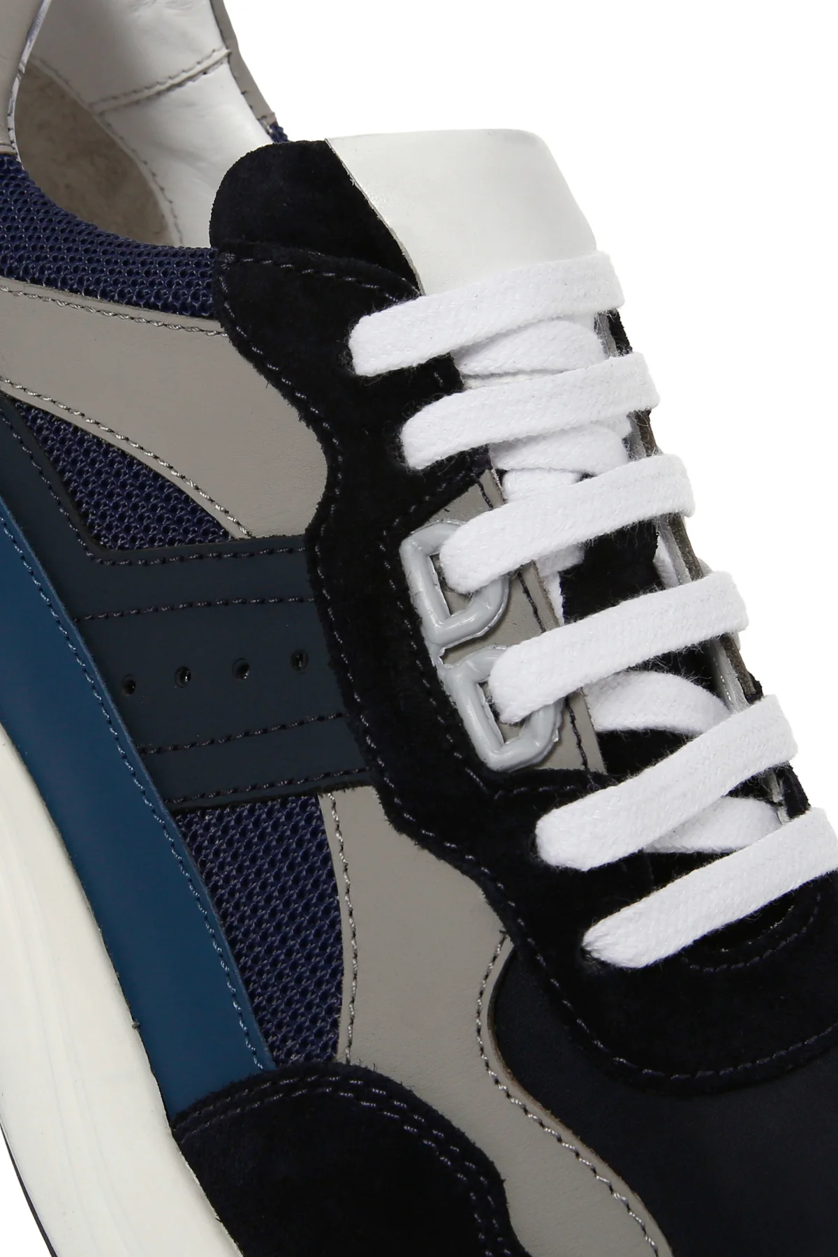 Erkek Lacivert Bağcıklı Kalın Tabanlı Deri Sneaker - Image 10
