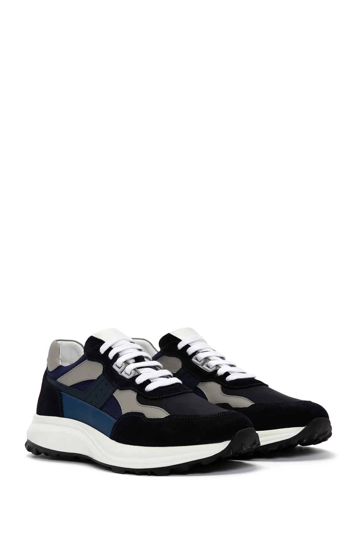 Erkek Lacivert Bağcıklı Kalın Tabanlı Deri Sneaker - Image 3