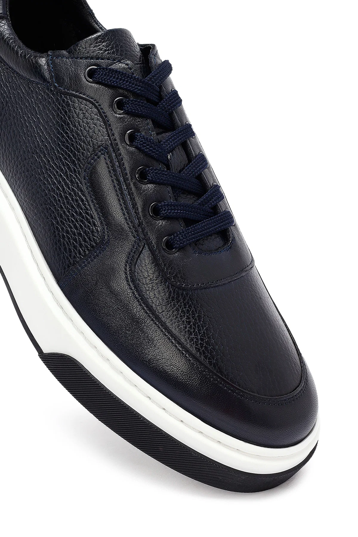 Erkek Lacivert Bağcıklı Kalın Tabanlı Deri Sneaker - Image 9