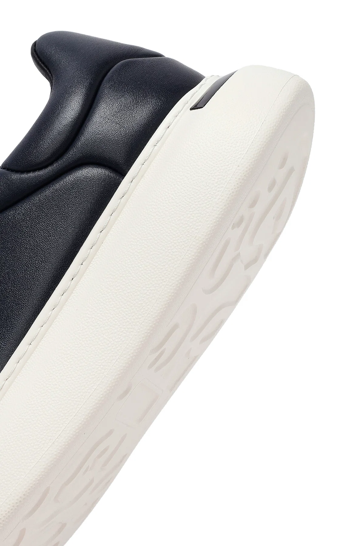 Erkek Lacivert Bağcıklı Kalın Tabanlı Deri Sneaker - Image 8