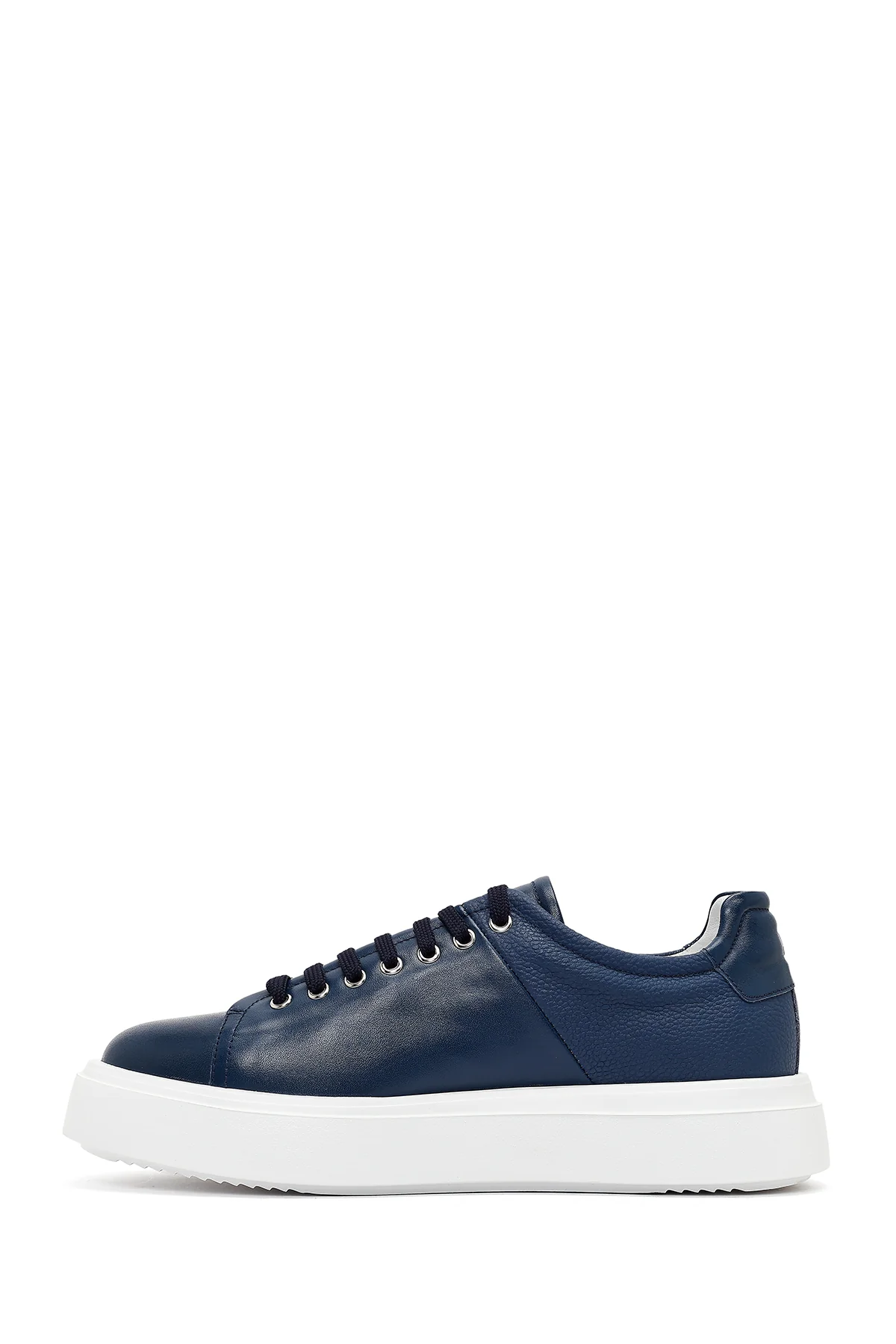 Erkek Lacivert Bağcıklı Kalın Tabanlı Deri Sneaker - Image 3