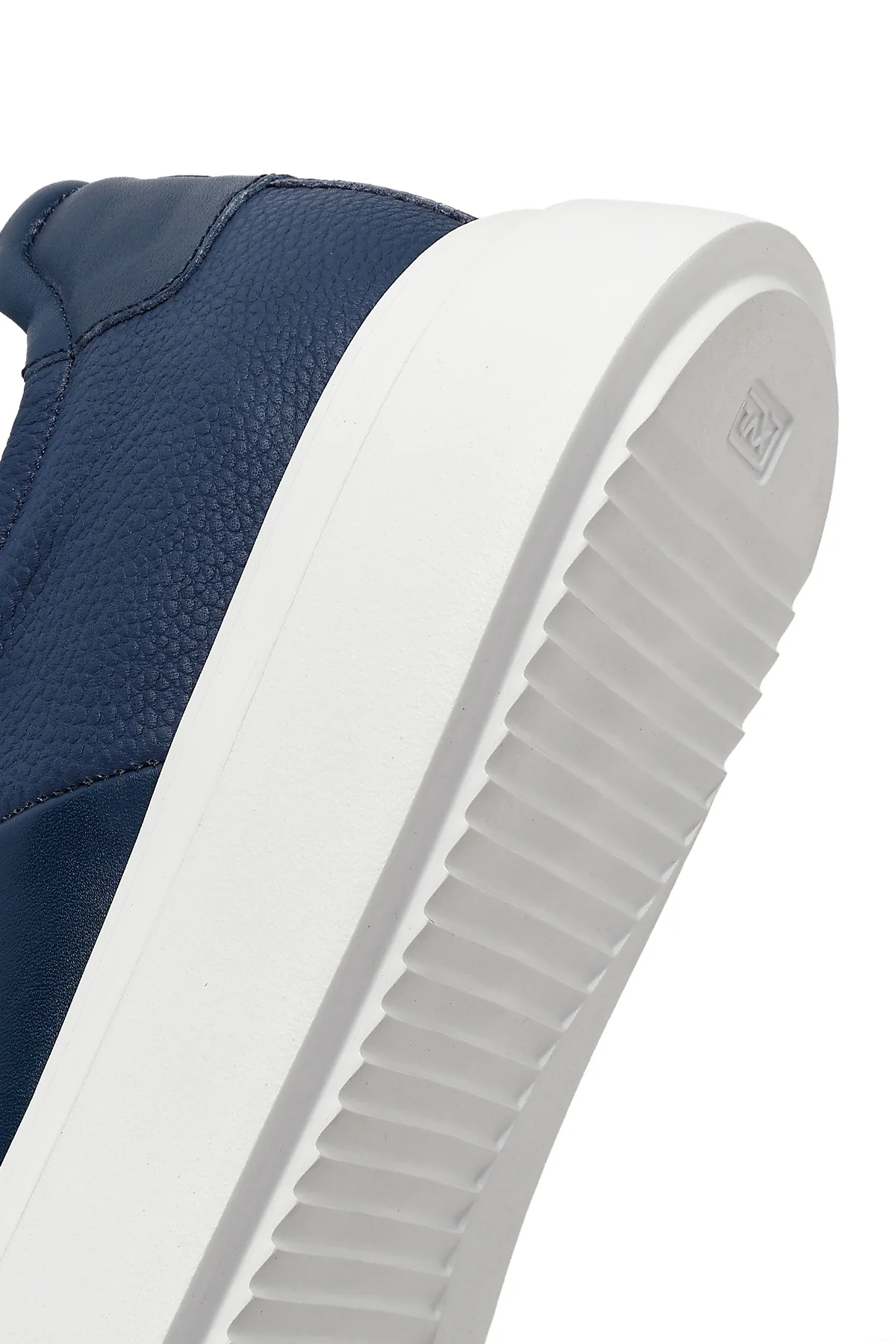 Erkek Lacivert Bağcıklı Kalın Tabanlı Deri Sneaker - Image 8