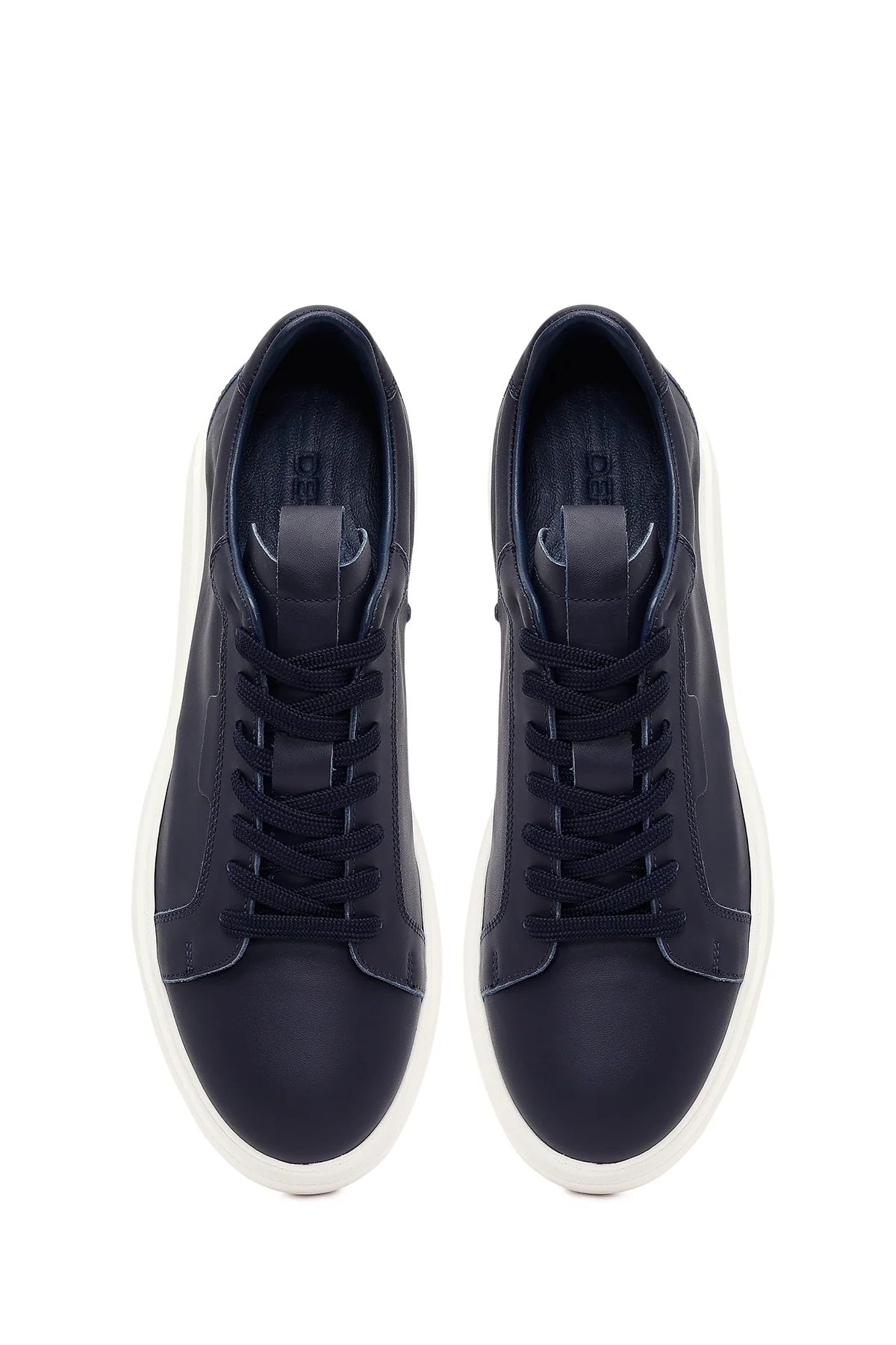 Erkek Lacivert Bağcıklı Kalın Tabanlı Deri Sneaker - Image 4