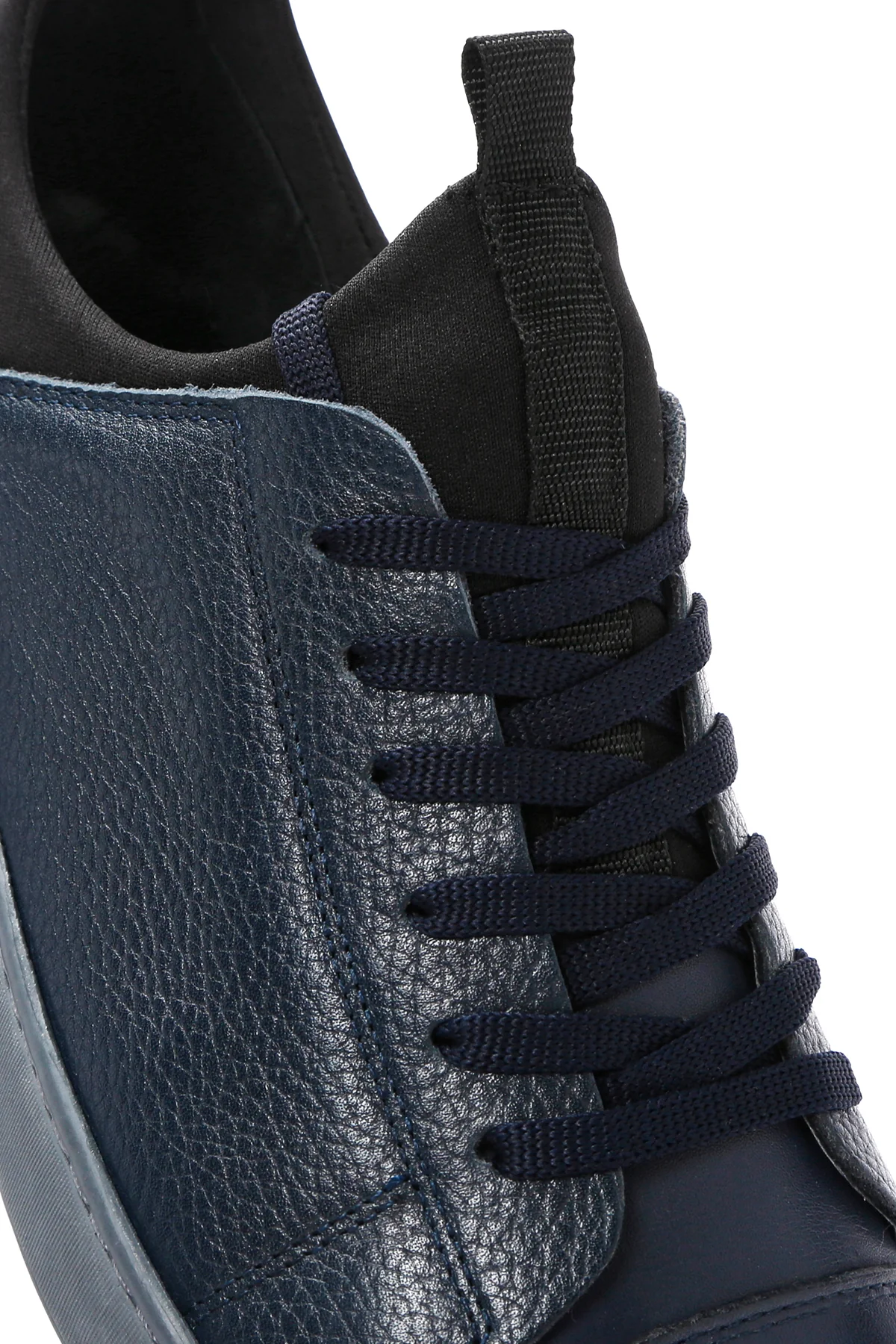 Erkek Lacivert Deri Sneaker - Image 9