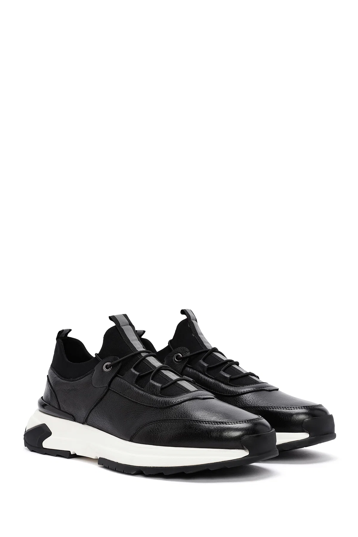 Erkek Siyah Bağcıklı Deri Casual Sneaker - Image 3