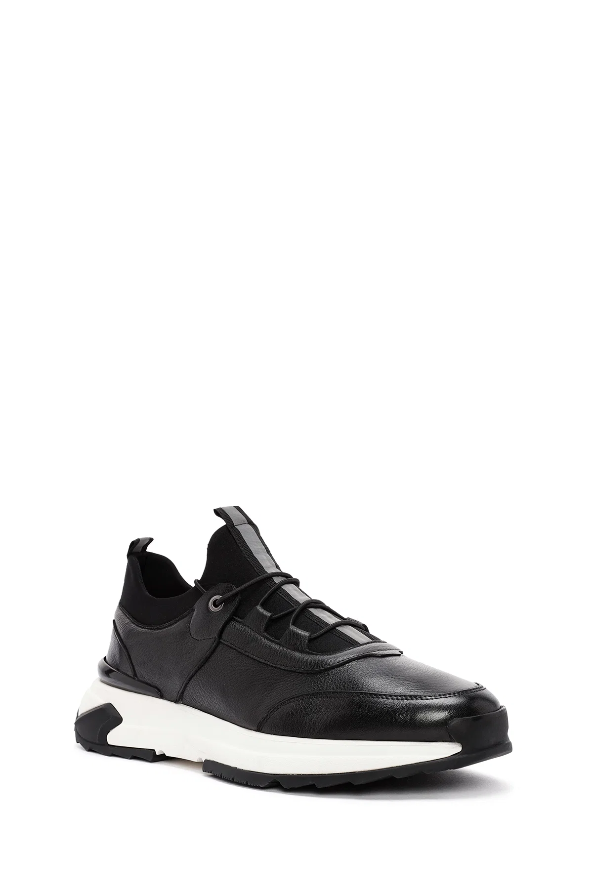 Erkek Siyah Bağcıklı Deri Casual Sneaker - Image 6