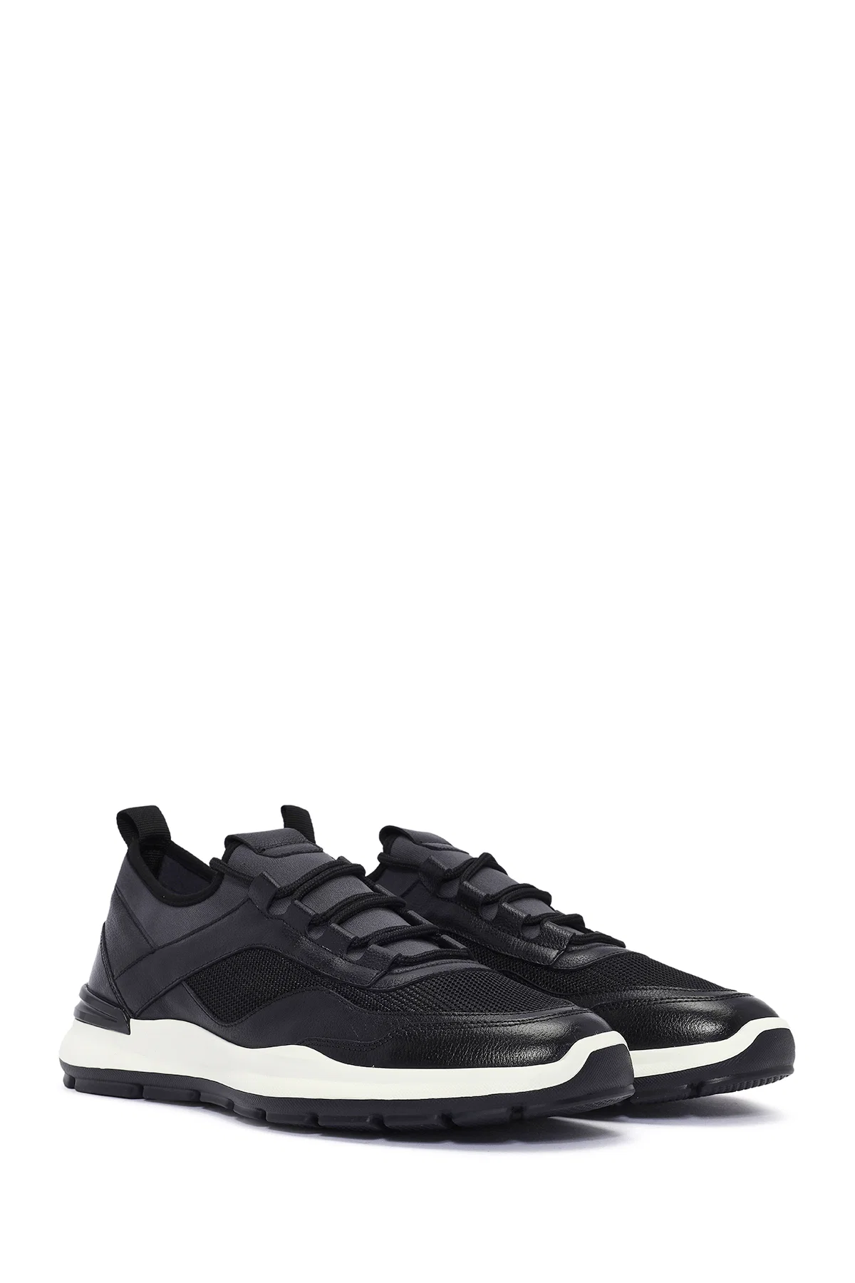 Erkek Siyah Bağcıklı Deri Casual Sneaker - Image 3