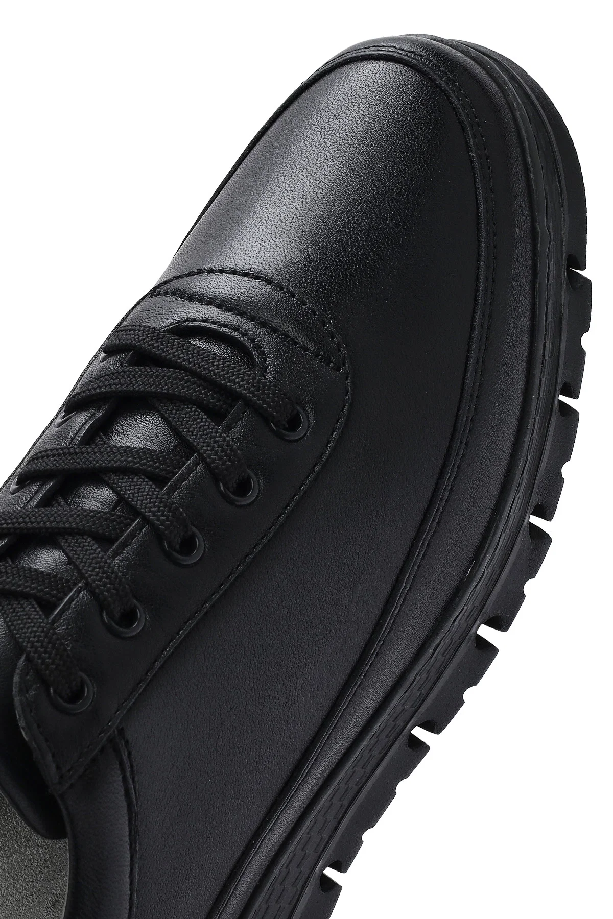 Erkek Siyah Bağcıklı Deri Casual Sneaker - Image 9