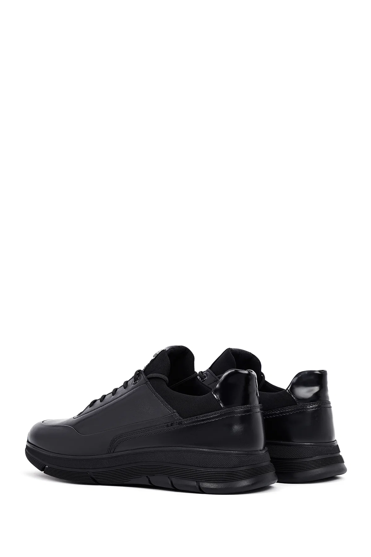 Erkek Siyah Bağcıklı Deri Casual Sneaker - Image 5
