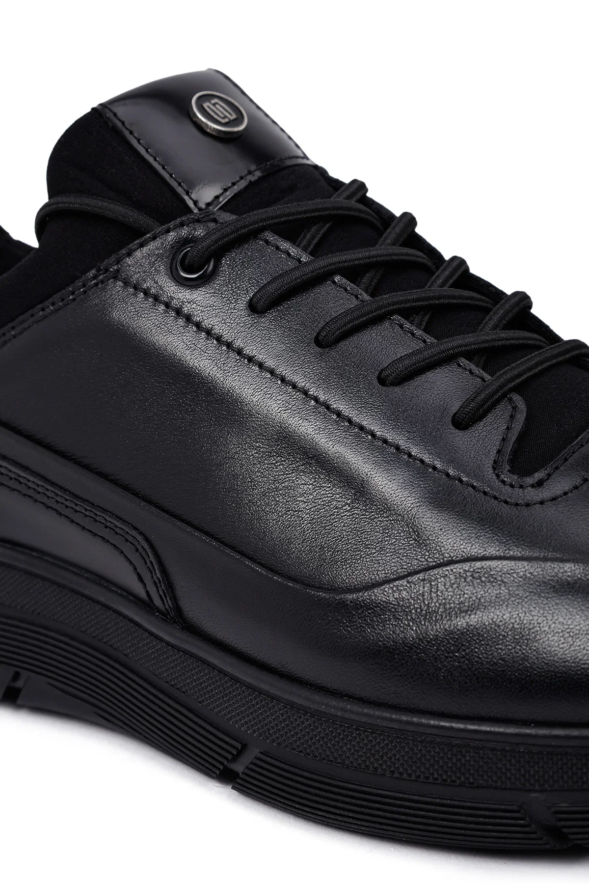 Erkek Siyah Bağcıklı Deri Casual Sneaker - Image 8