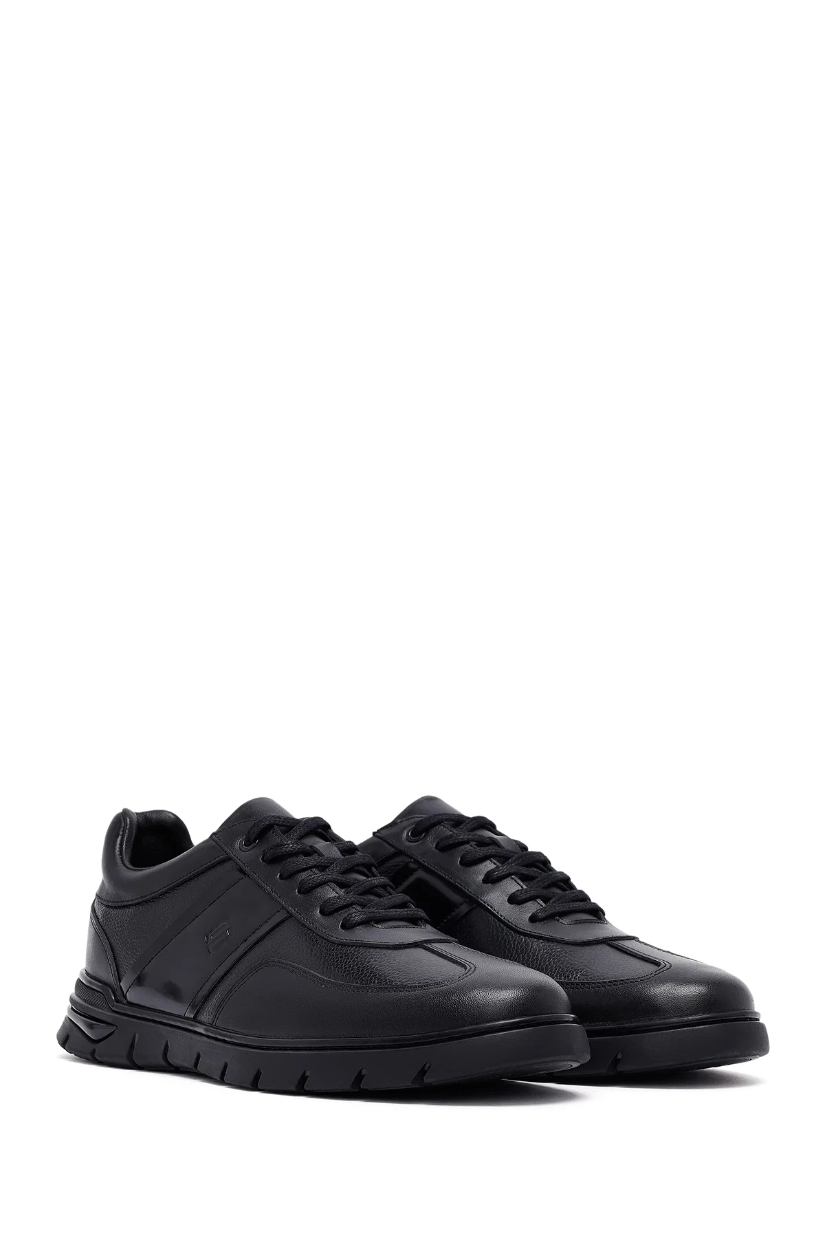 Erkek Siyah Bağcıklı Deri Casual Sneaker - Image 3