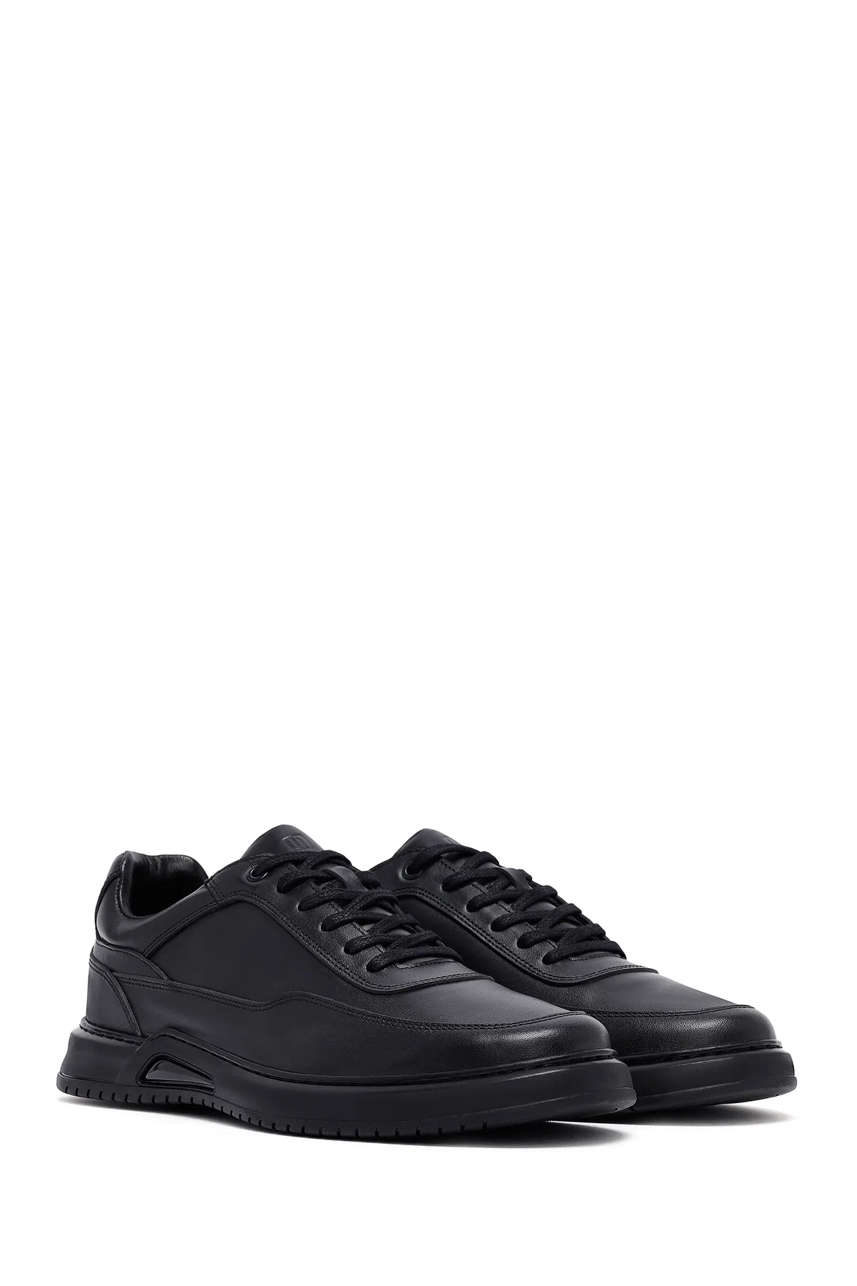 Erkek Siyah Bağcıklı Deri Casual Sneaker - Image 3