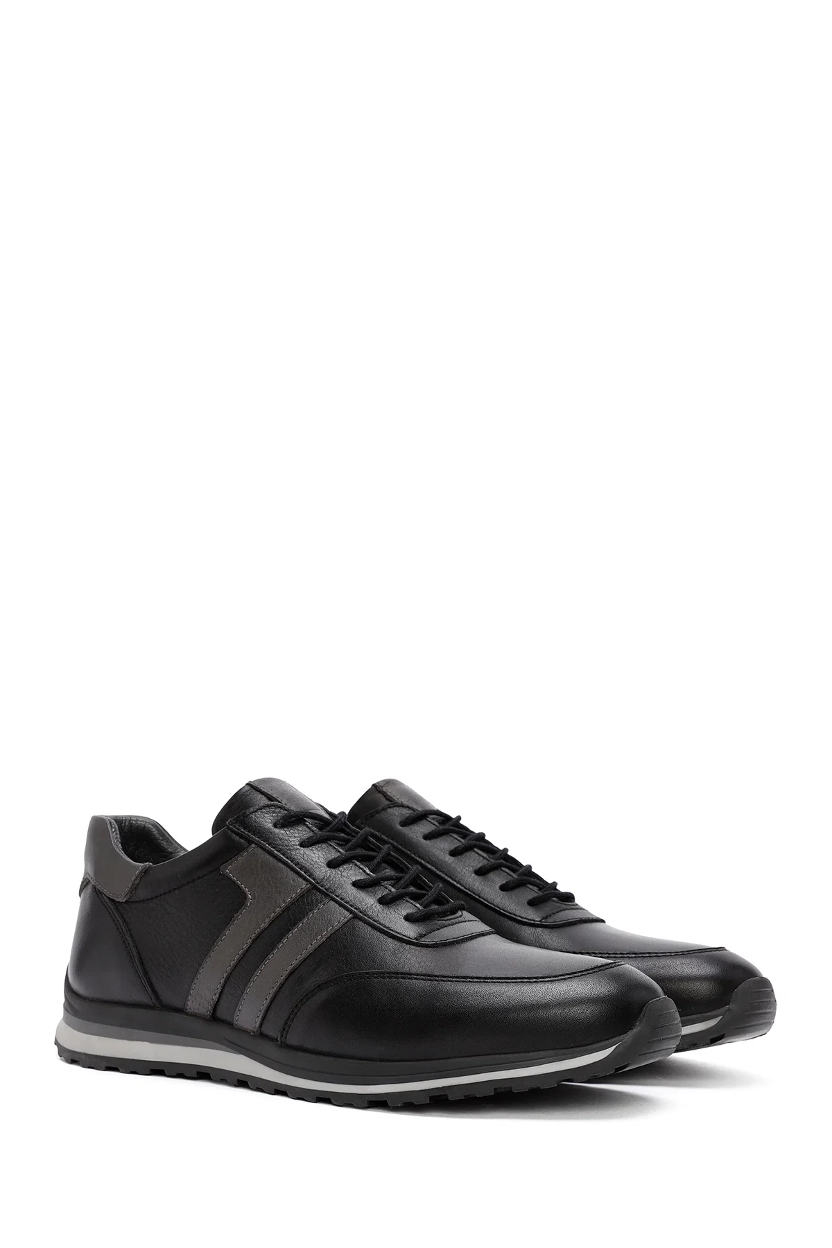 Erkek Siyah Bağcıklı Deri Casual Sneaker - Image 3