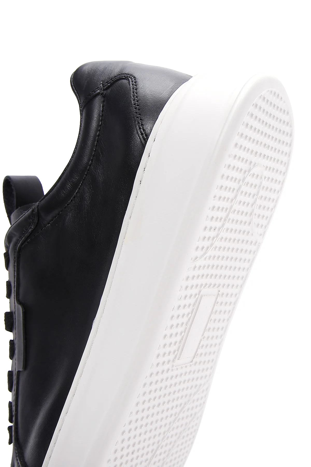 Erkek Siyah Bağcıklı Deri Sneaker - Image 8