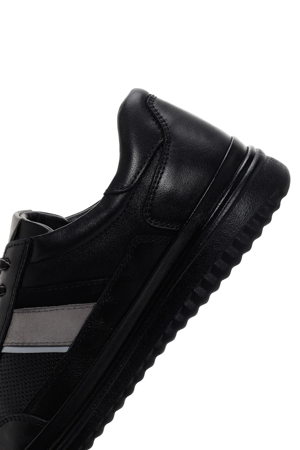 Erkek Siyah Bağcıklı Deri Sneaker - Image 7