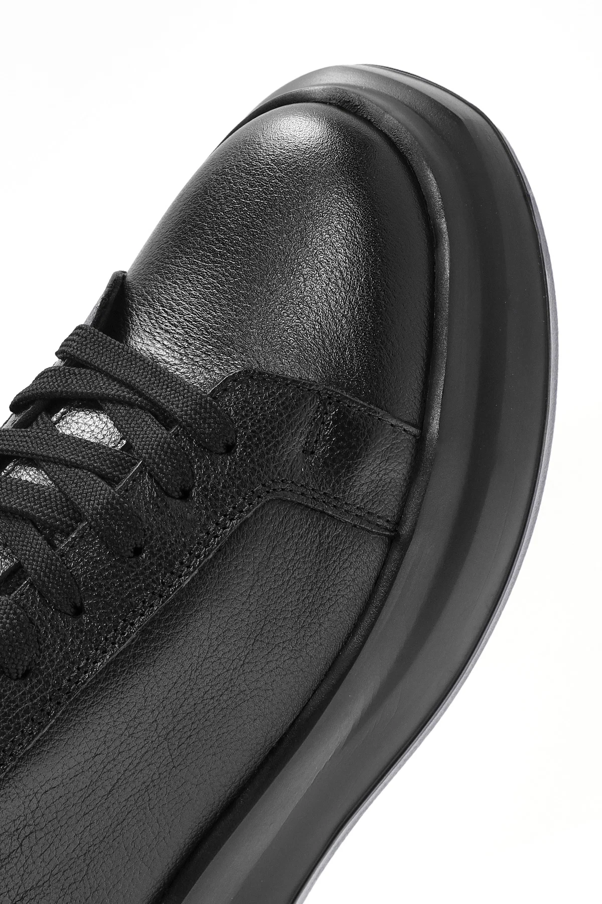 Erkek Siyah Bağcıklı Deri Sneaker - Image 10