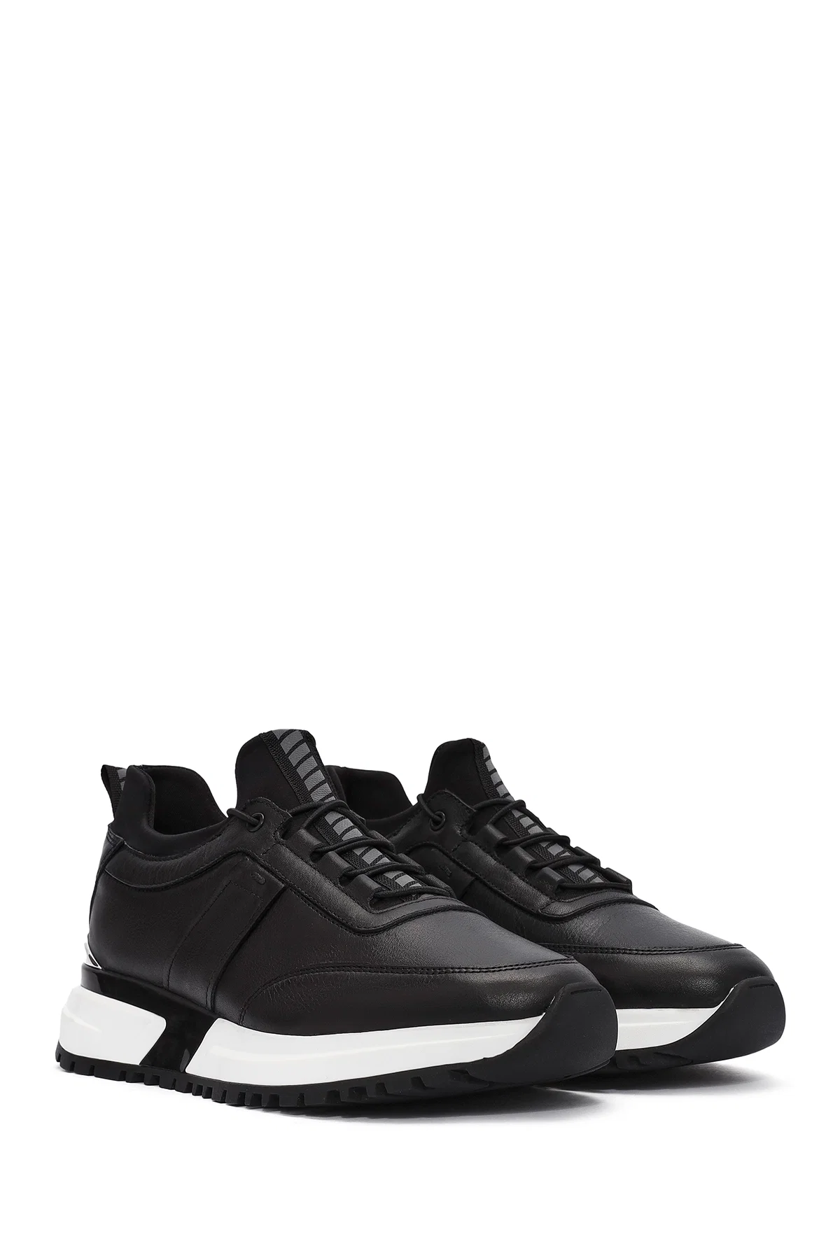 Erkek Siyah Bağcıklı Deri Sneaker - Image 3