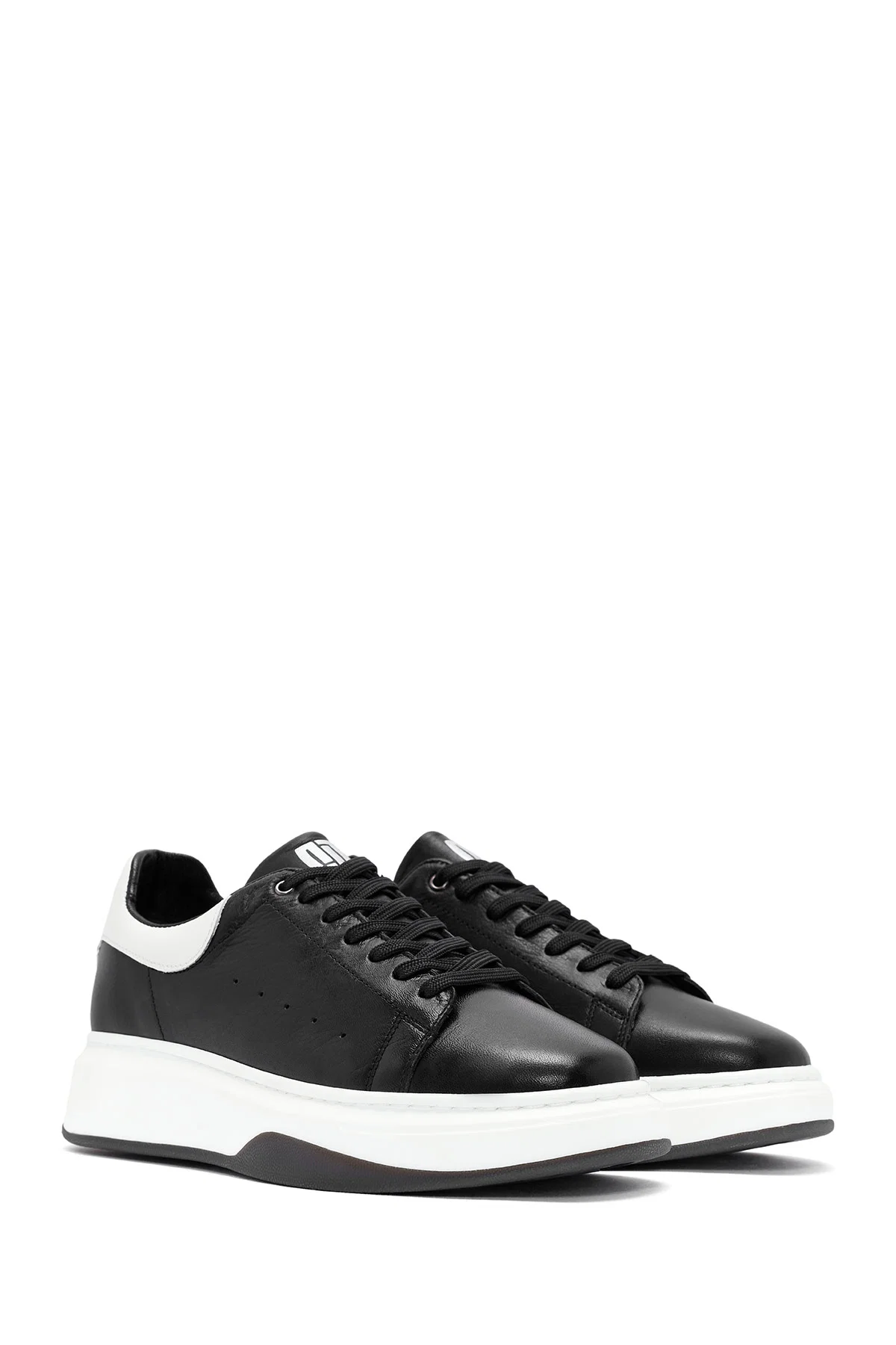 Erkek Siyah Bağcıklı Deri Sneaker - Image 3