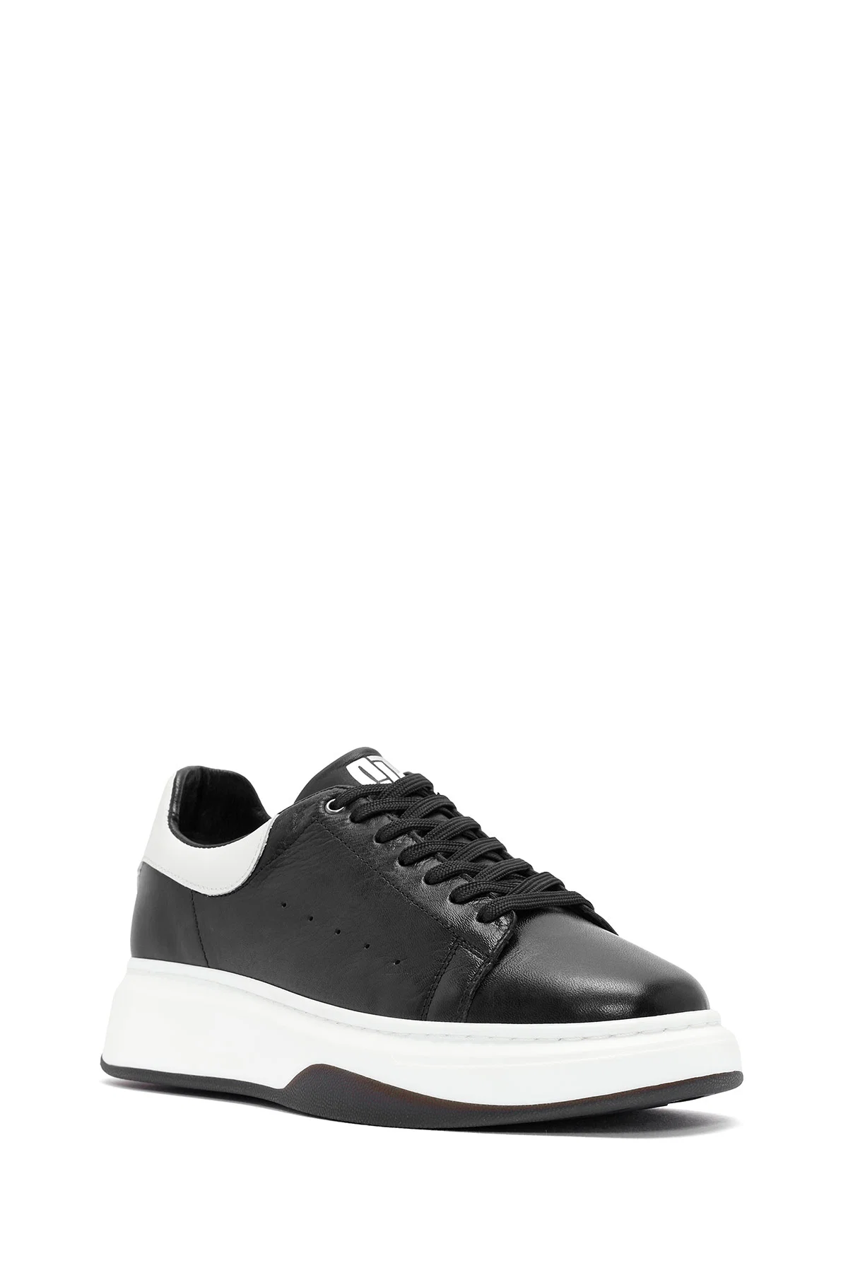Erkek Siyah Bağcıklı Deri Sneaker - Image 6