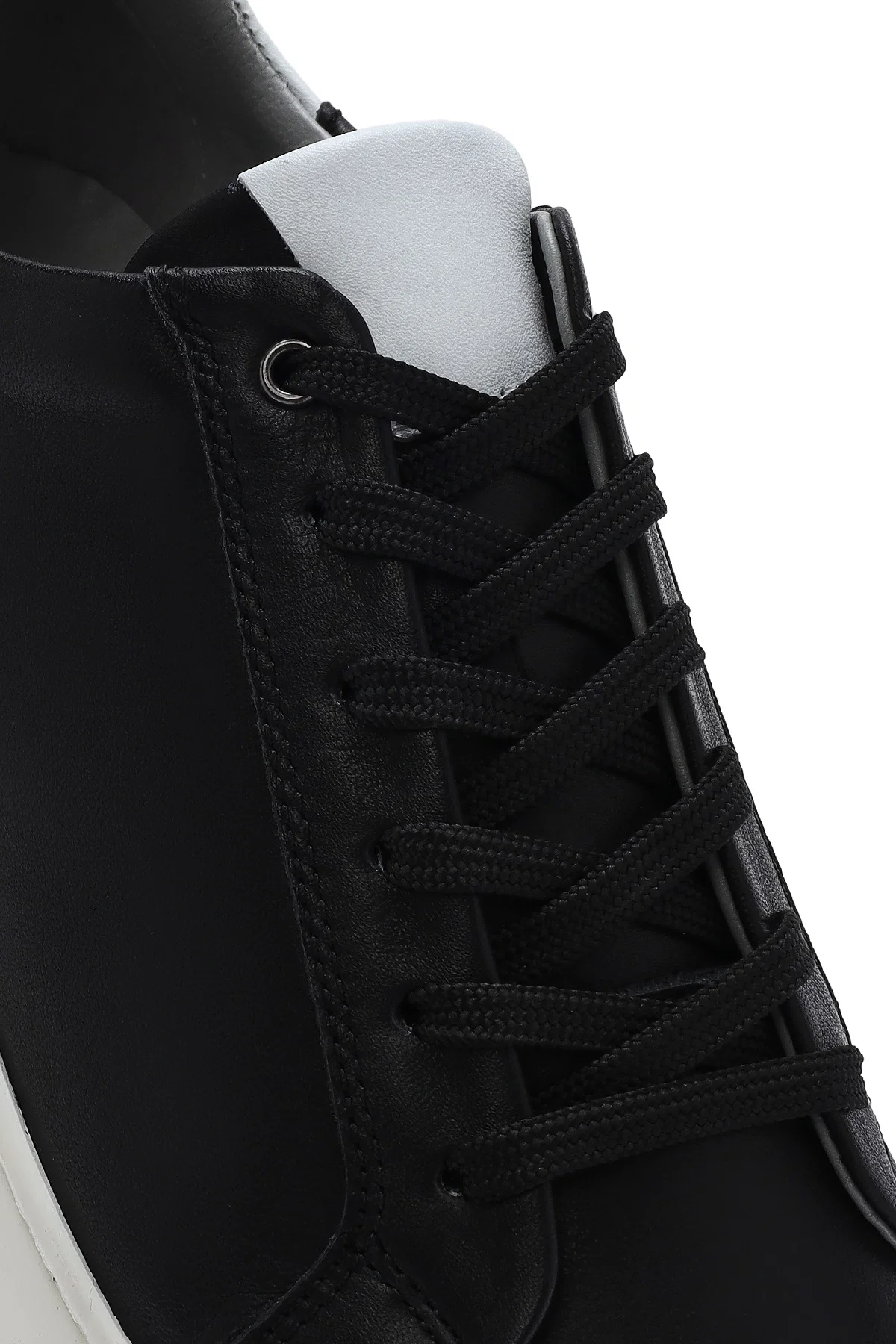 Erkek Siyah Bağcıklı Deri Sneaker - Image 8