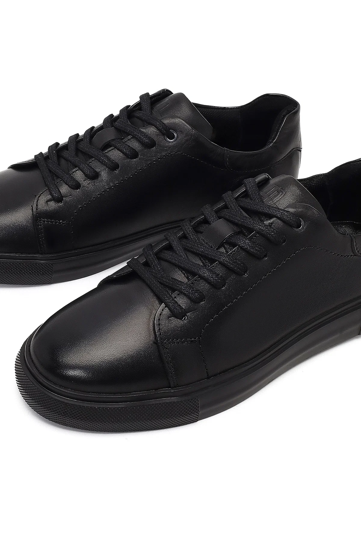 Erkek Siyah Bağcıklı Deri Sneaker - Image 10